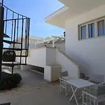 Salenthouse 3* ראקאלה