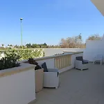 Salenthouse בית הארחה